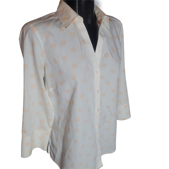 Foxcroft Cream with Orange Sea Shell Print Shirt 8 - Picture 2 of 6